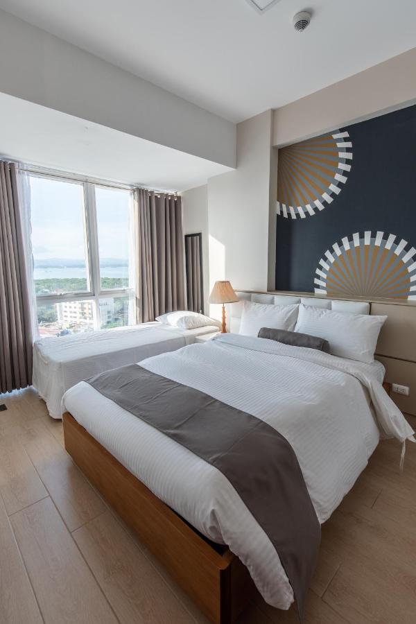 C Suites At Mactan Newtown Lapu-Lapu City Exterior foto